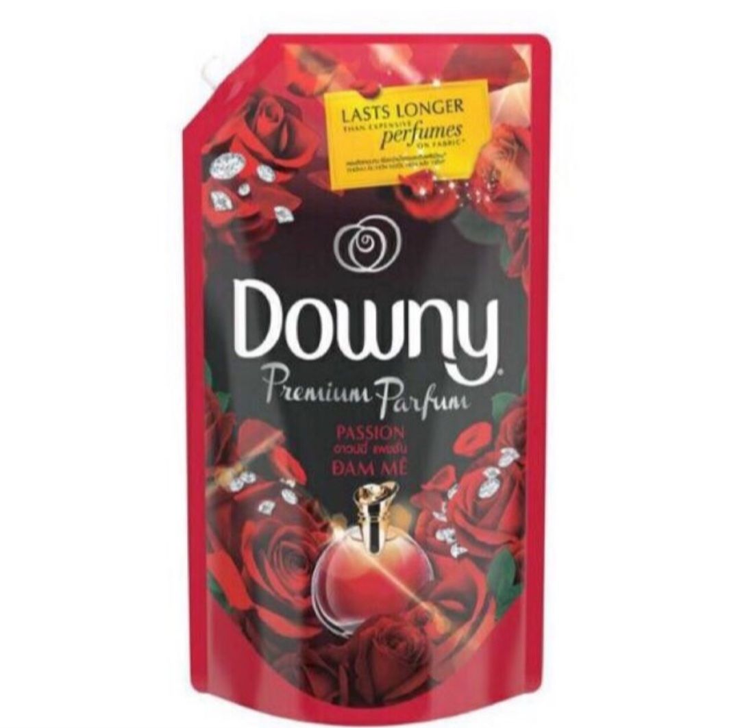 น้ำยาปรับผ้านุ่ม Downy®ถุงใหญ่1.35l  ดาวน์นี่ แพชชั่น สีแดง 1ถุง