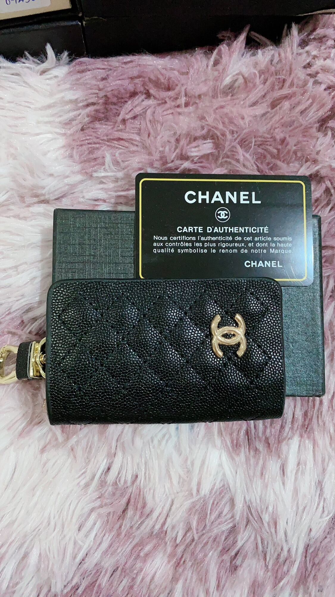 ที่ใส่กุญแจรถ chanel hi-end 4 นิ้ว