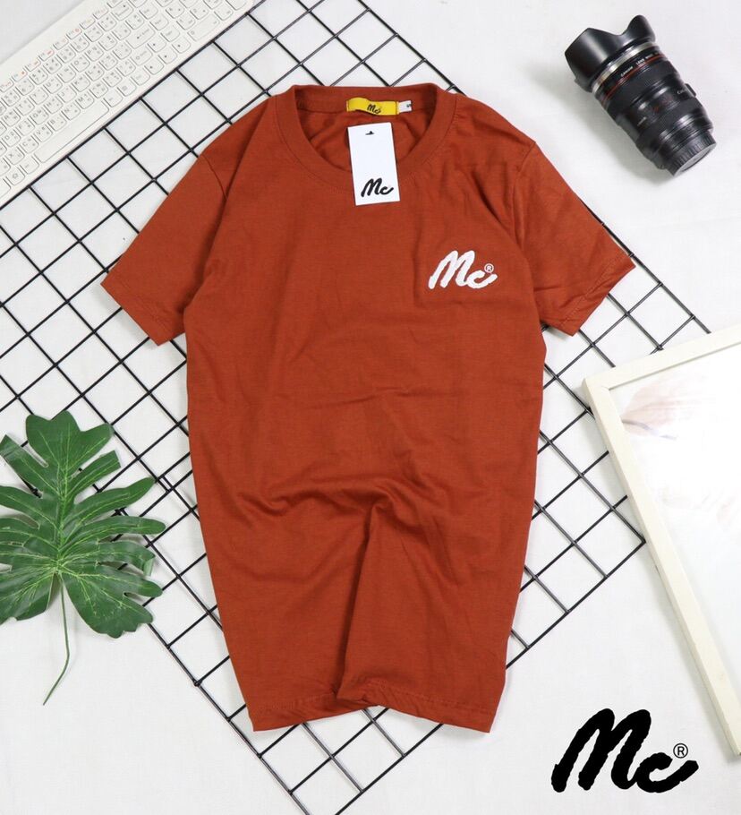 ?เสื้อคอกลม S M L XLผ้าคัทต้อน งานปักลายMC&ป้ายห้อย  เรียบหรูดูดี มีบริการเก็บเงินปลายทาง☺️