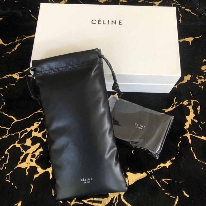 ‼️New‼️? กล่องแว่นตา Celine ซองบับเบิ้ลบุกันกระแทก (เล็ก) ? ใส่ iPhone 7,6,5