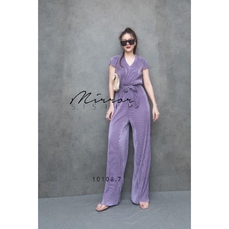 ? Michalee V Neck Pleated Jumpsuit•• จั้มสูทคอวีผ้าพลีท