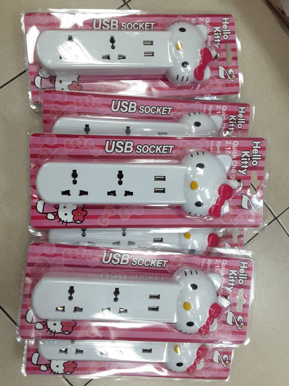 ปลั้กไฟลายคิตตี้ใช้ในบ้านแบบมีUSB