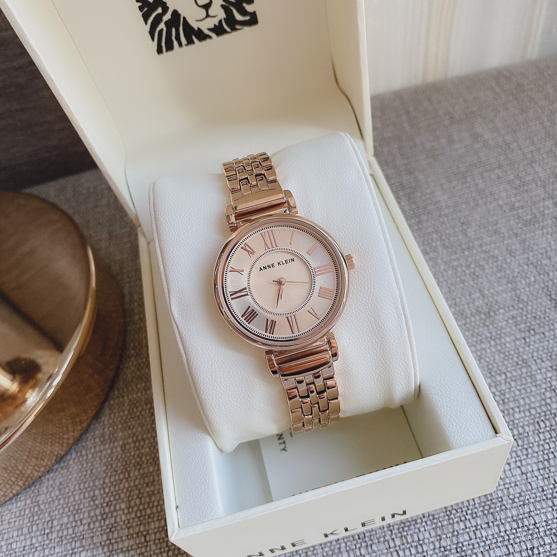 ของแท้100% นาฬิกาข้อมือ ของแท้ Anne Klein Women's Bracelet Watch กล่องแบรนด์ AK/2158RG