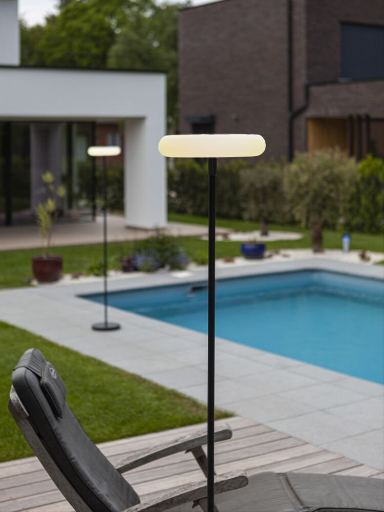 vibia | Waterproof Portable Solar-Powered Outdoor Floor Lamp ราคา 3,106 บาท*ส่งฟรี
