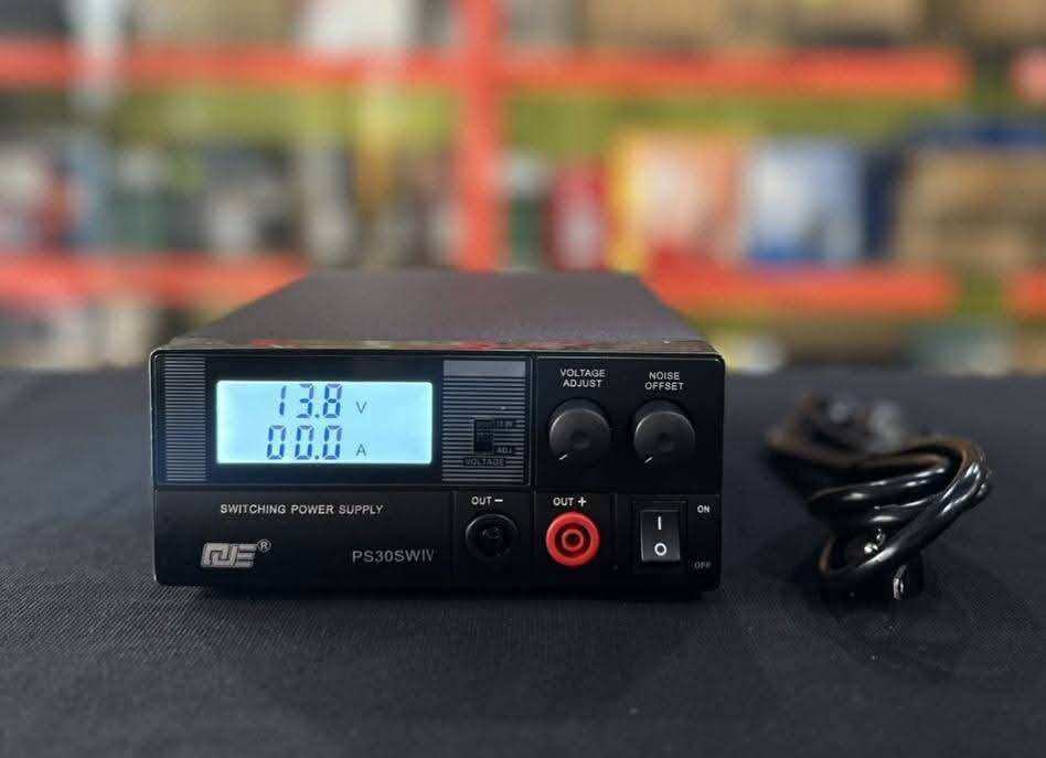 Power Supply Ps-30Swiv Transformer 30 Amps Full, Adjustable Value 1.5-15 Dcv. Digital Screen There Is a Cooling Fan. - ยี่ห้อ PS ราคา 4,450 บาท*ส่งฟรี