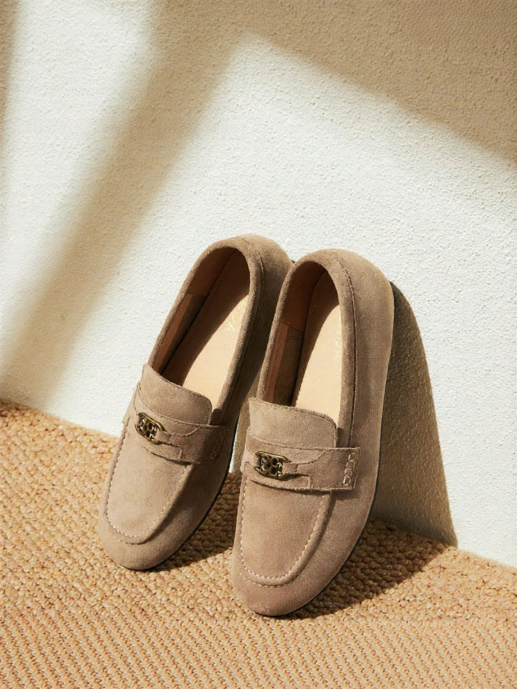 SENDA | Comfortable Slip-On Loafers for Women ราคา 3,776 บาท*ส่งฟรี