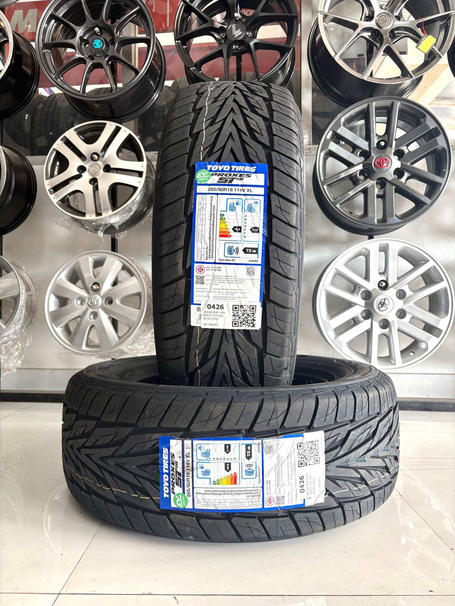อุปกรณ์และชิ้นส่วนยานยนต์ TOYO TIRES 265/60R18 114V St3 Tires Year 26 Price 2 Lines Free Genuine Rubber Air Valve Caps There Is a 3-Year Long Warranty. ผลิตในประเทศญี่ปุ่น ราคา 14,500 บาท*ส่งฟรี