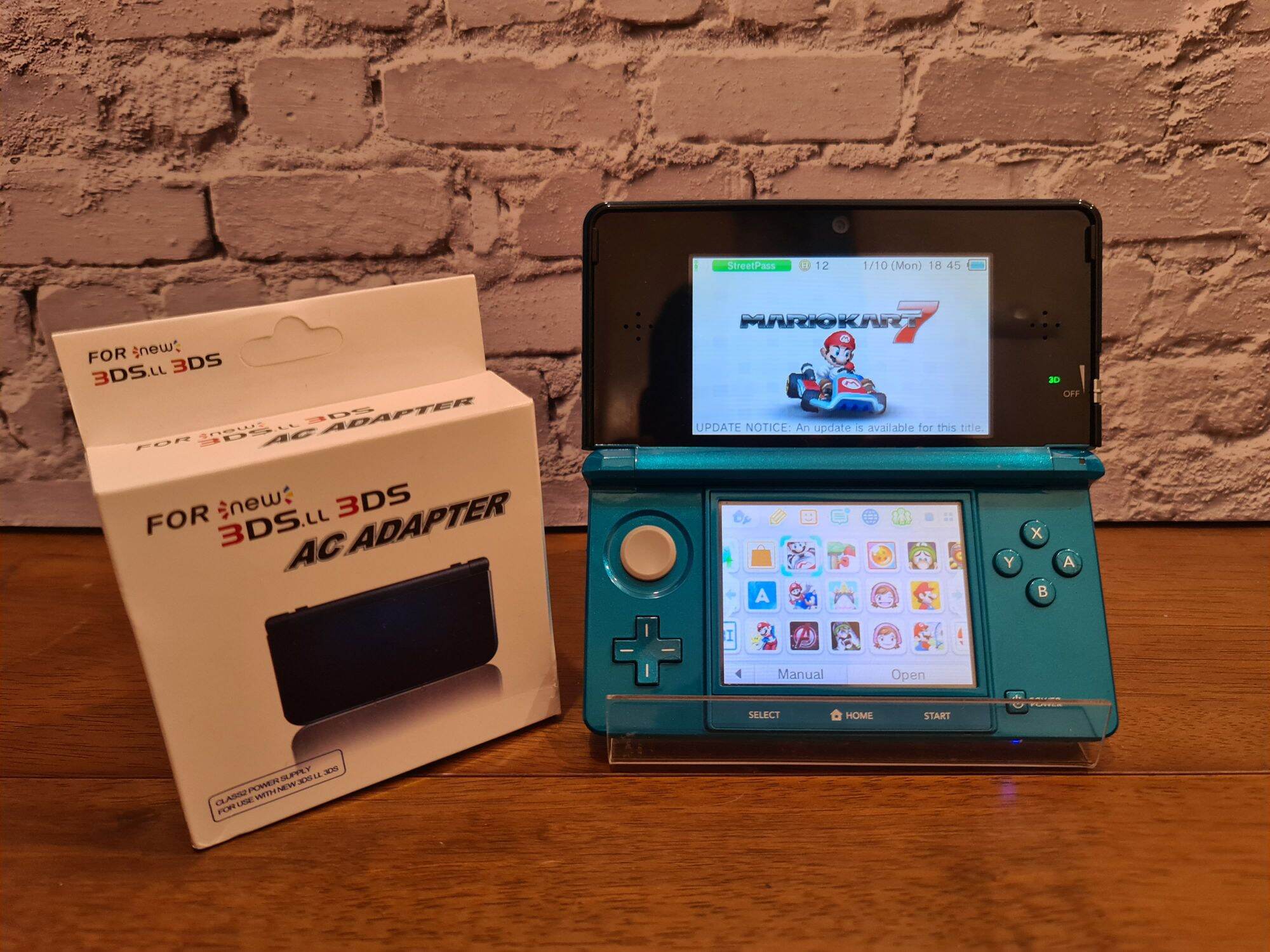 Nintendo 3DS สีเขียวเมม 32gbแปลงแล้วพร้อมลงเกมสไว้30เกมส์เต็มความจุเป็น