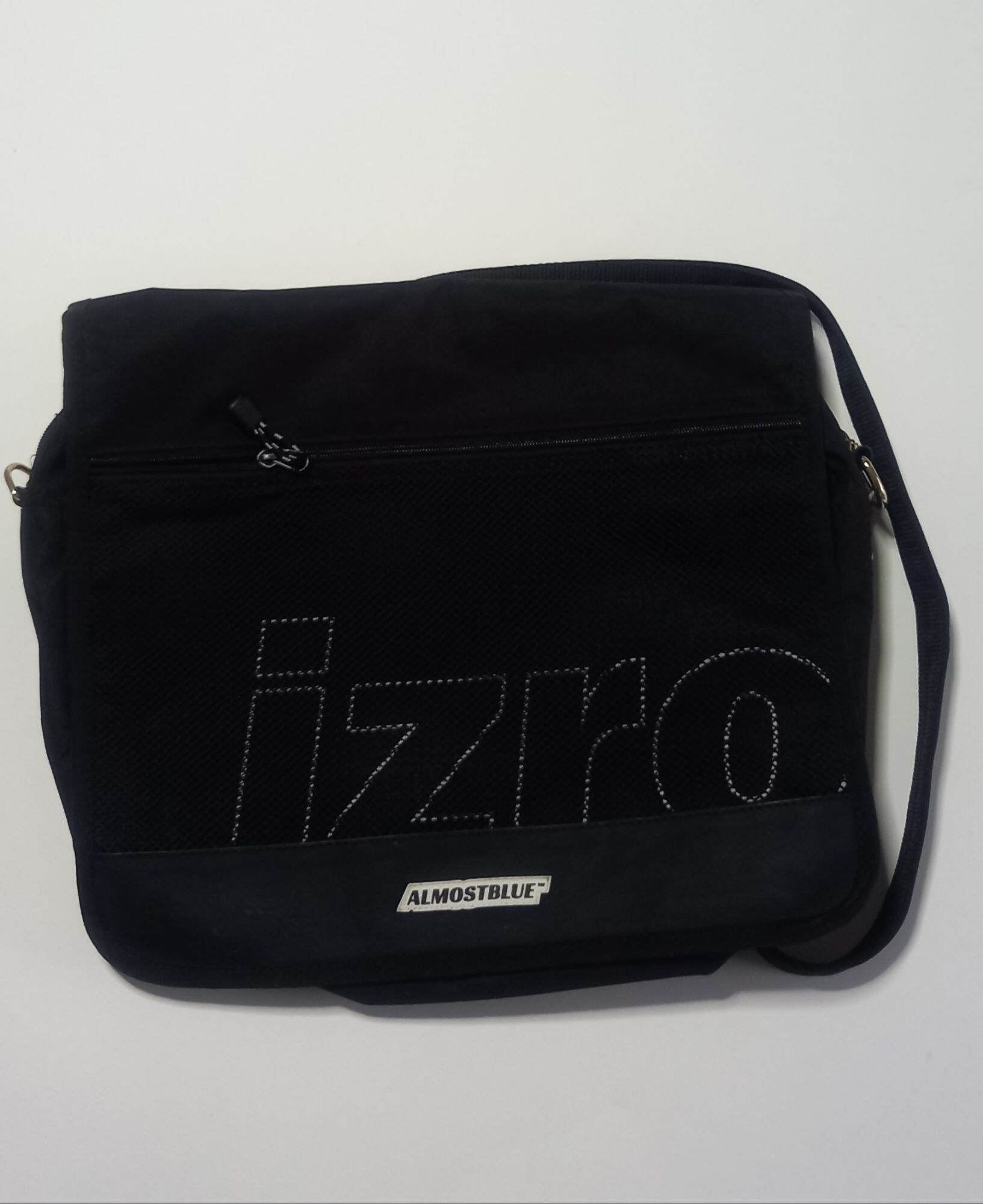 IZRO X ALMOSTBLUE☆韓国☆MESSENGER BAG Original AlmostBlue X IZRO Messenger Cross Body Shoulder Bag