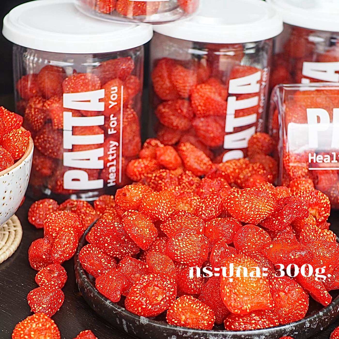 🍓 Dried Strawberries 🍓 Jar Size 300 g Ready to Eat!! ! ราคา 190 บาท*ส่งฟรี