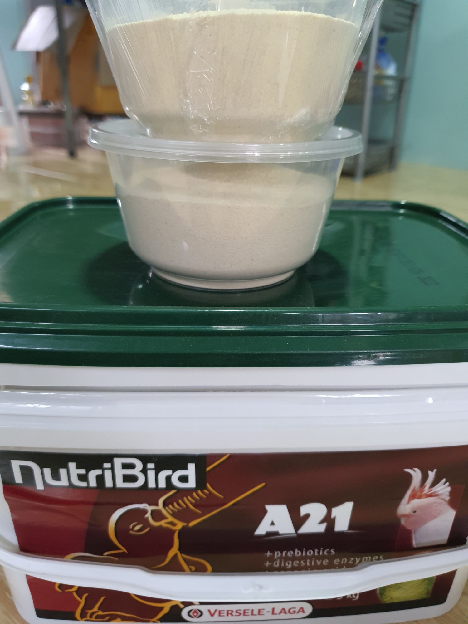 อาหารนก อาหารลูกป้อน อาหารลูกนก NutriBird A21 (แบ่ง 200g)