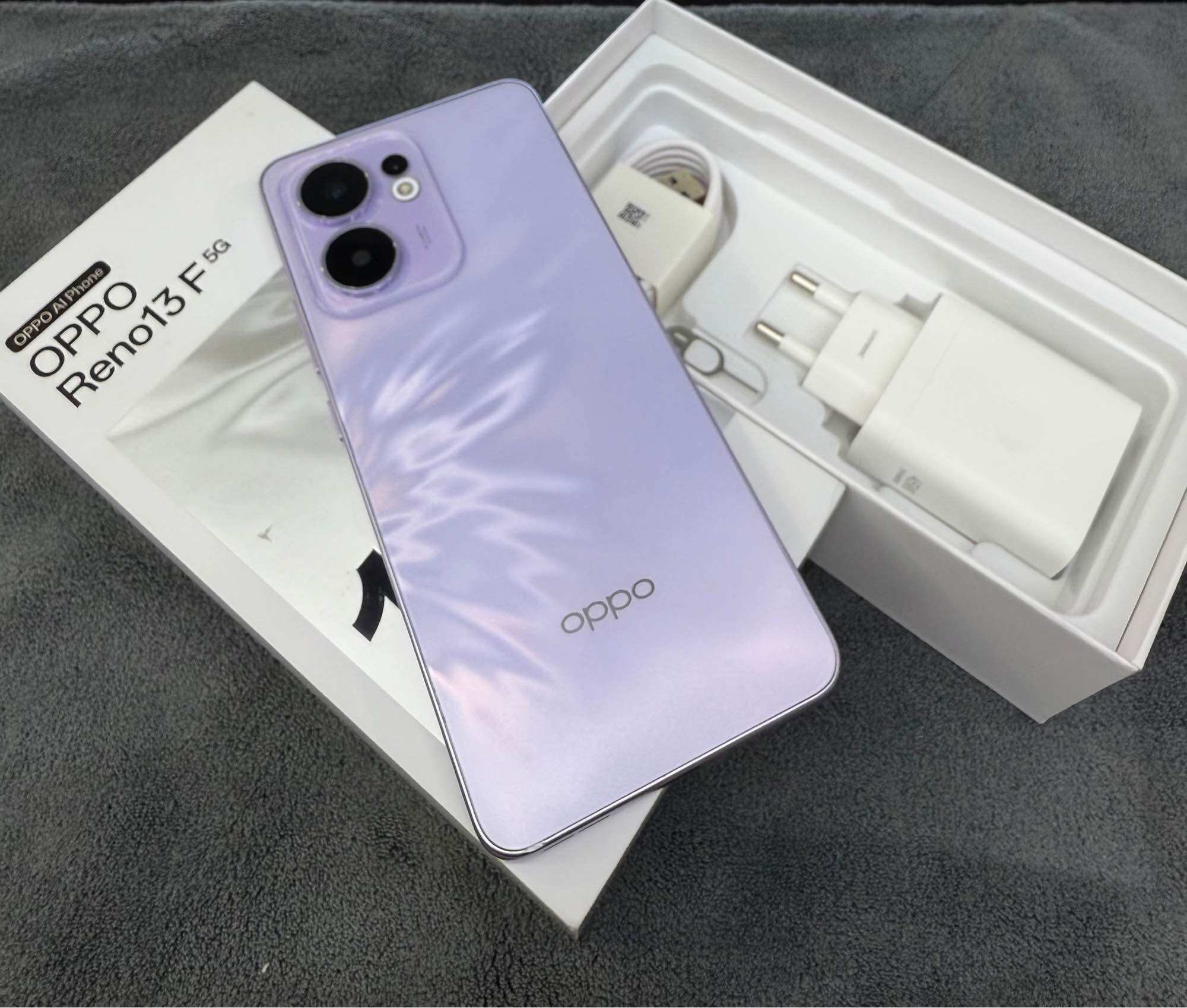 Oppo Reno13 F(5g) Ram12/256 Genuine Product from Thailand. ราคา 6,990 บาท*ส่งฟรี