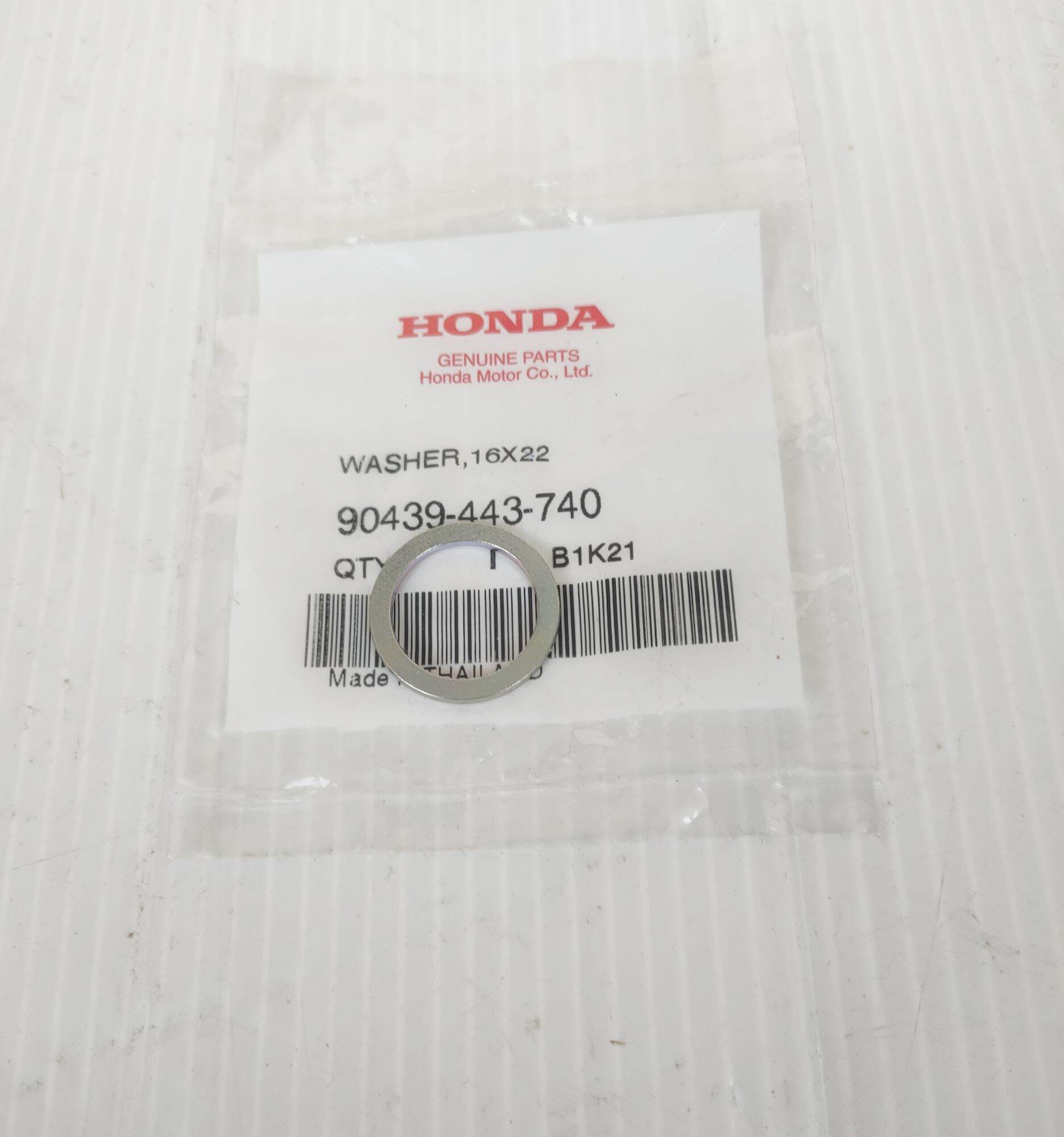 แหวน 6X22มม.แหวนรองในแกนสตาร์ทเท้าHONDA CLICK, SCOOPYI, ZOOMER X,ICON,และรุ่นอื่น จำนวน1ชิ้น อะไหล่แท้ศูนย์HONDA ราคา 55 บาท*ส่งฟรี