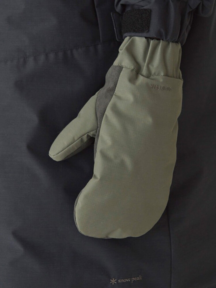 Snowpeak | Water-Resistant Warm Down Gloves ราคา 3,935 บาท*ส่งฟรี