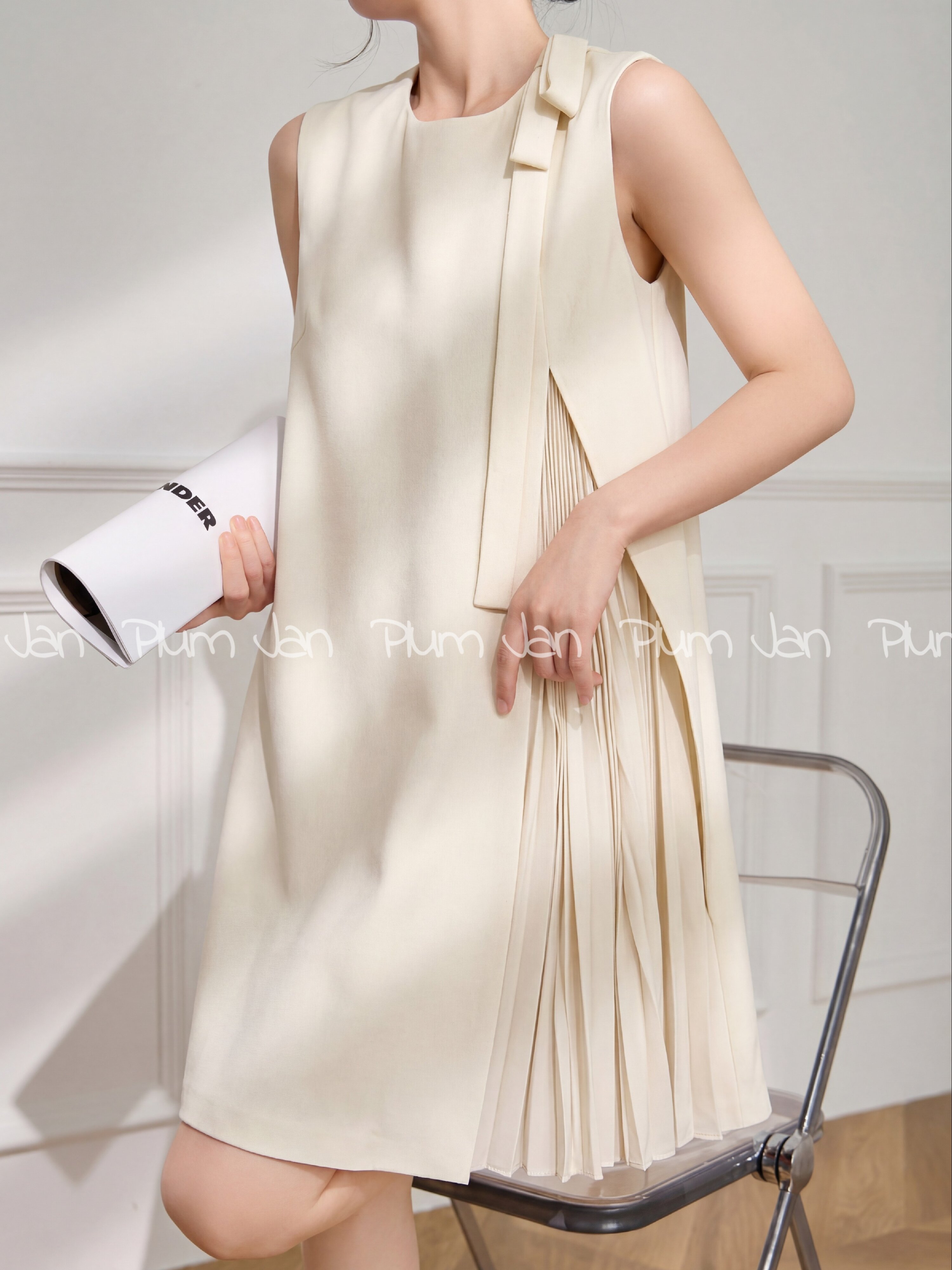 Chic Elegant Side Pleat Sleeveless A-Line Dress ราคา  6,447,763 บาท*ส่งฟรี
