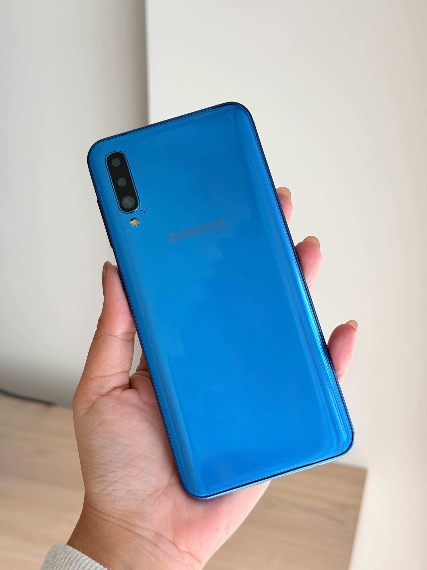 Used Samsung A50, Working Normally. ราคา 2,100 บาท*ส่งฟรี