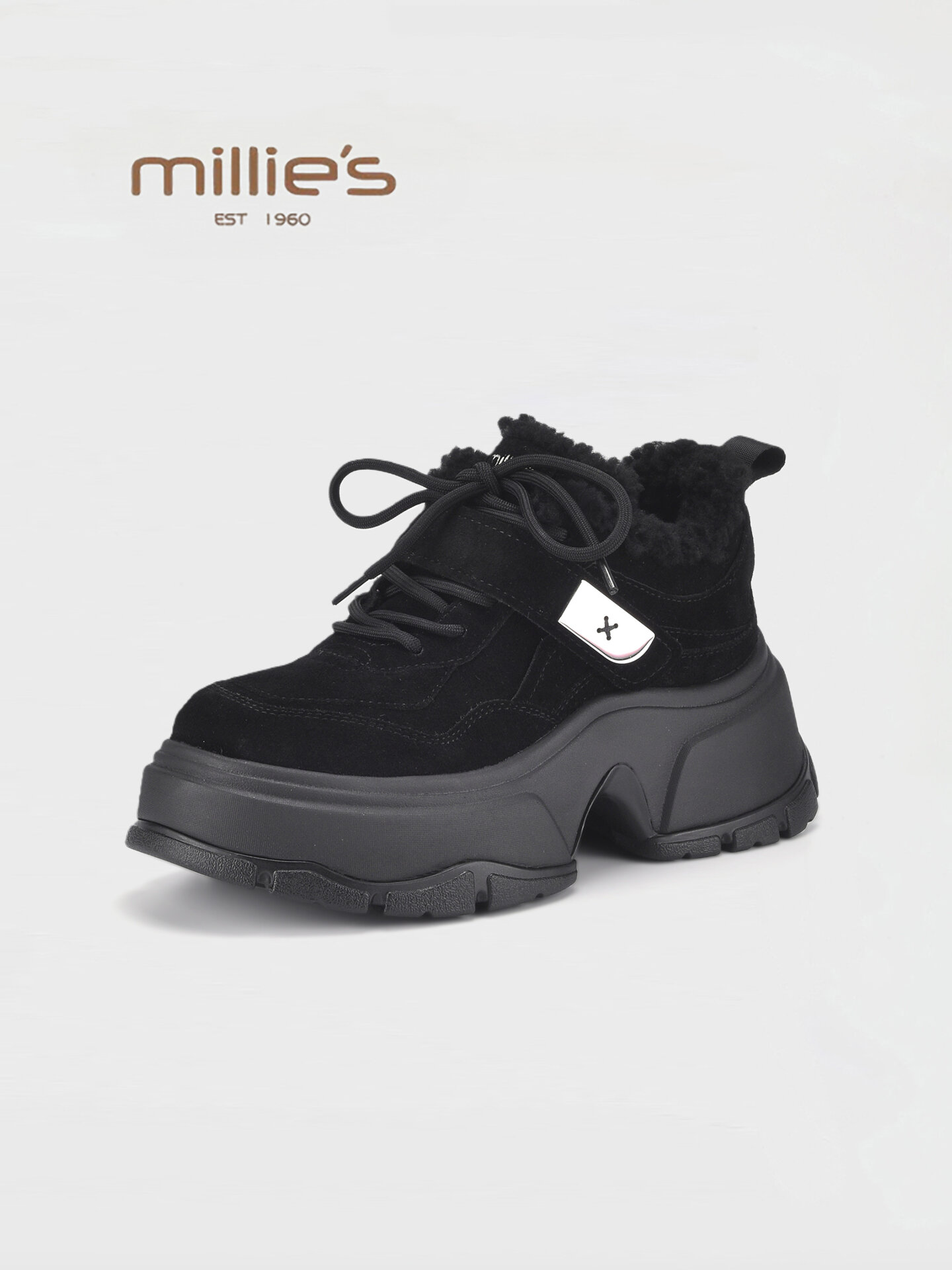 MILLIE'S | Thick Sole Fashion Casual Shoes Insulated Sport Shoes ราคา 9,029 บาท*ส่งฟรี