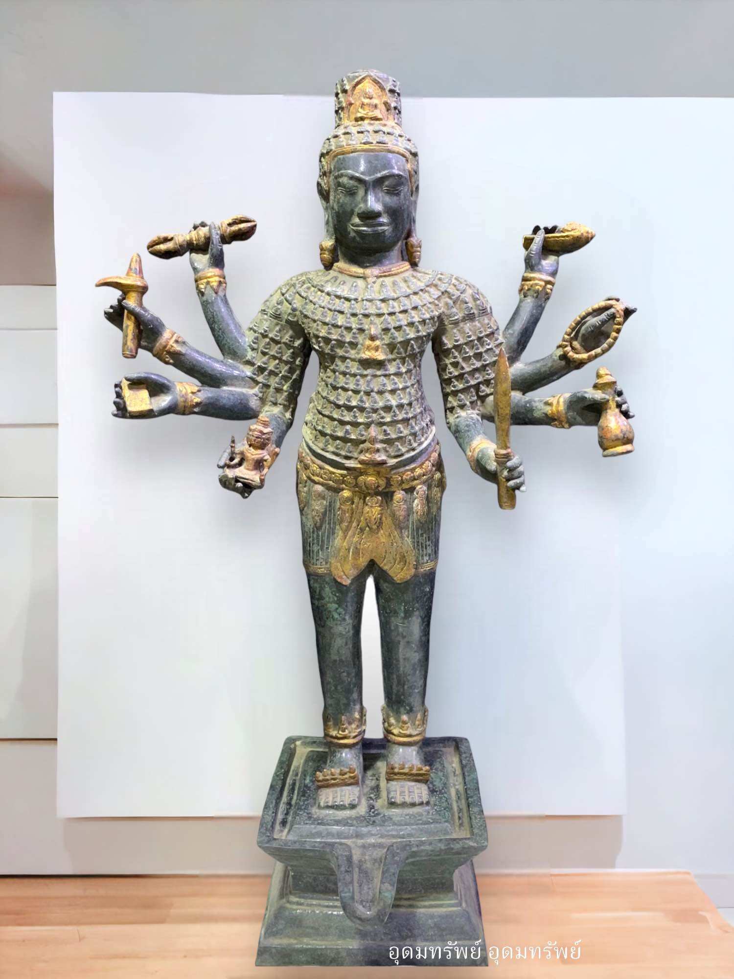 พระโพธิสัตว์อวโลกิเตศวรเปล่งรัศมี องค์ใหญ่ขนาดสูง 33.5นิ้ว 85cm ราคา 35,000 บาท*ส่งฟรี