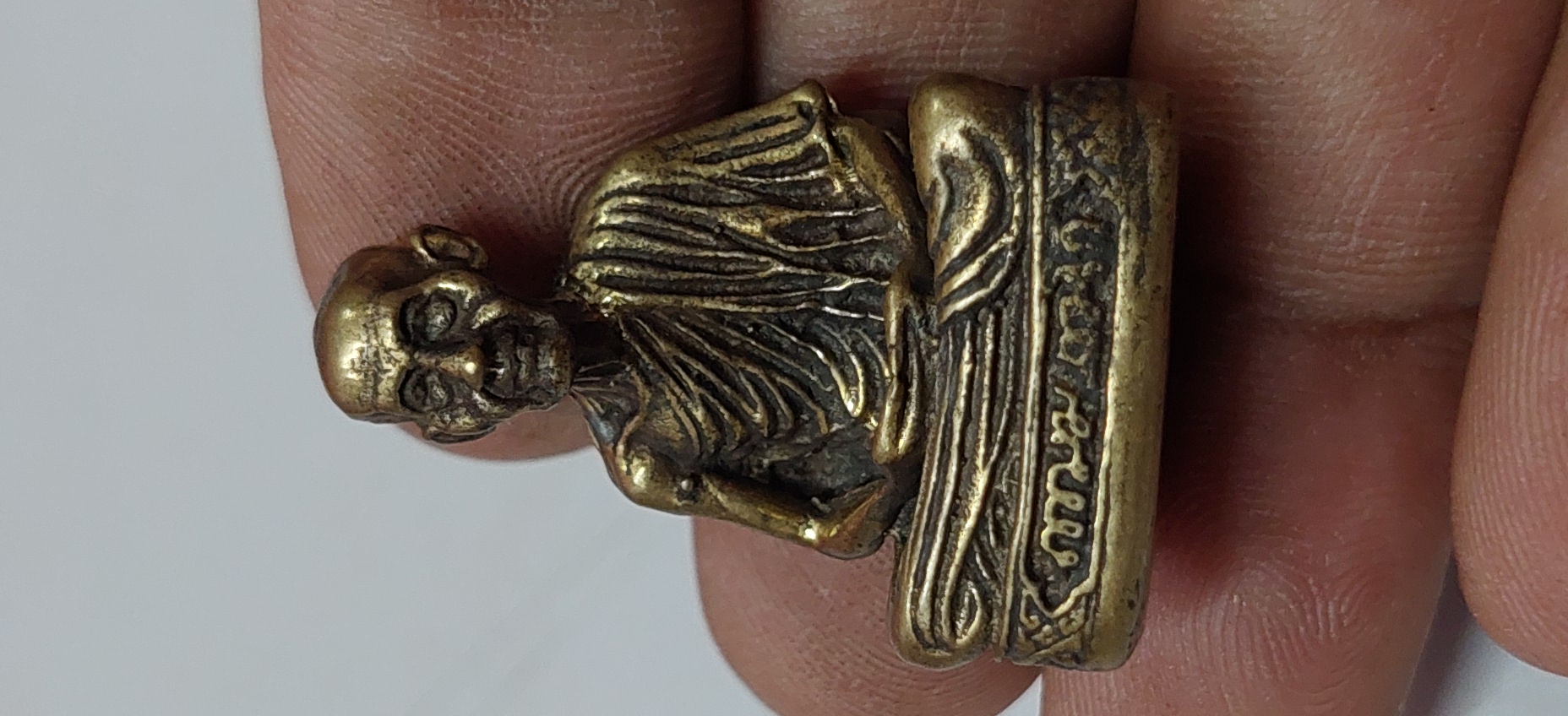 รูปหล่อหลวงพ่อเกษม รุ่นมงคลเกษม 7 รอบ 84 พิมพ์ใหญ่ สุสานไตรลักษณ์