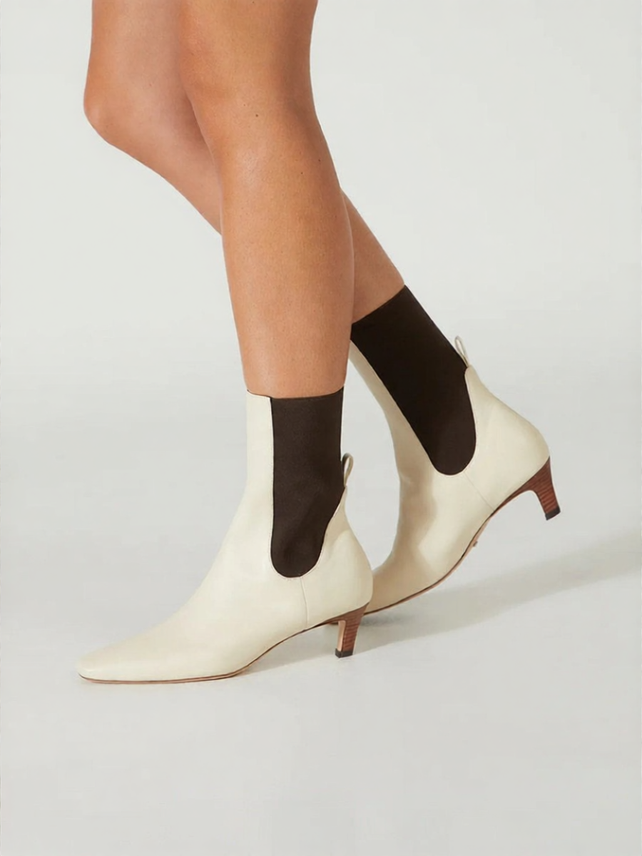 Tony Bianco | Women's Round Toe Slip-On Elastic Fabric Padded Short Boots ราคา 3,890 บาท*ส่งฟรี