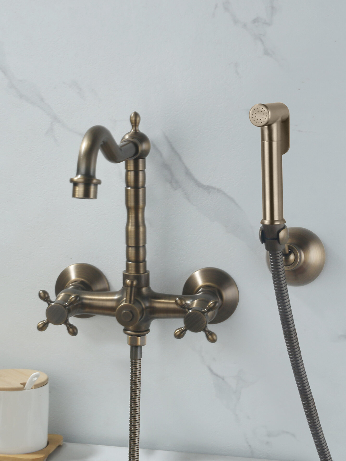 BANGPU | Wall-Mounted Antique Copper Dual Hole Hot & Cold Faucet ราคา 2,213 บาท*ส่งฟรี