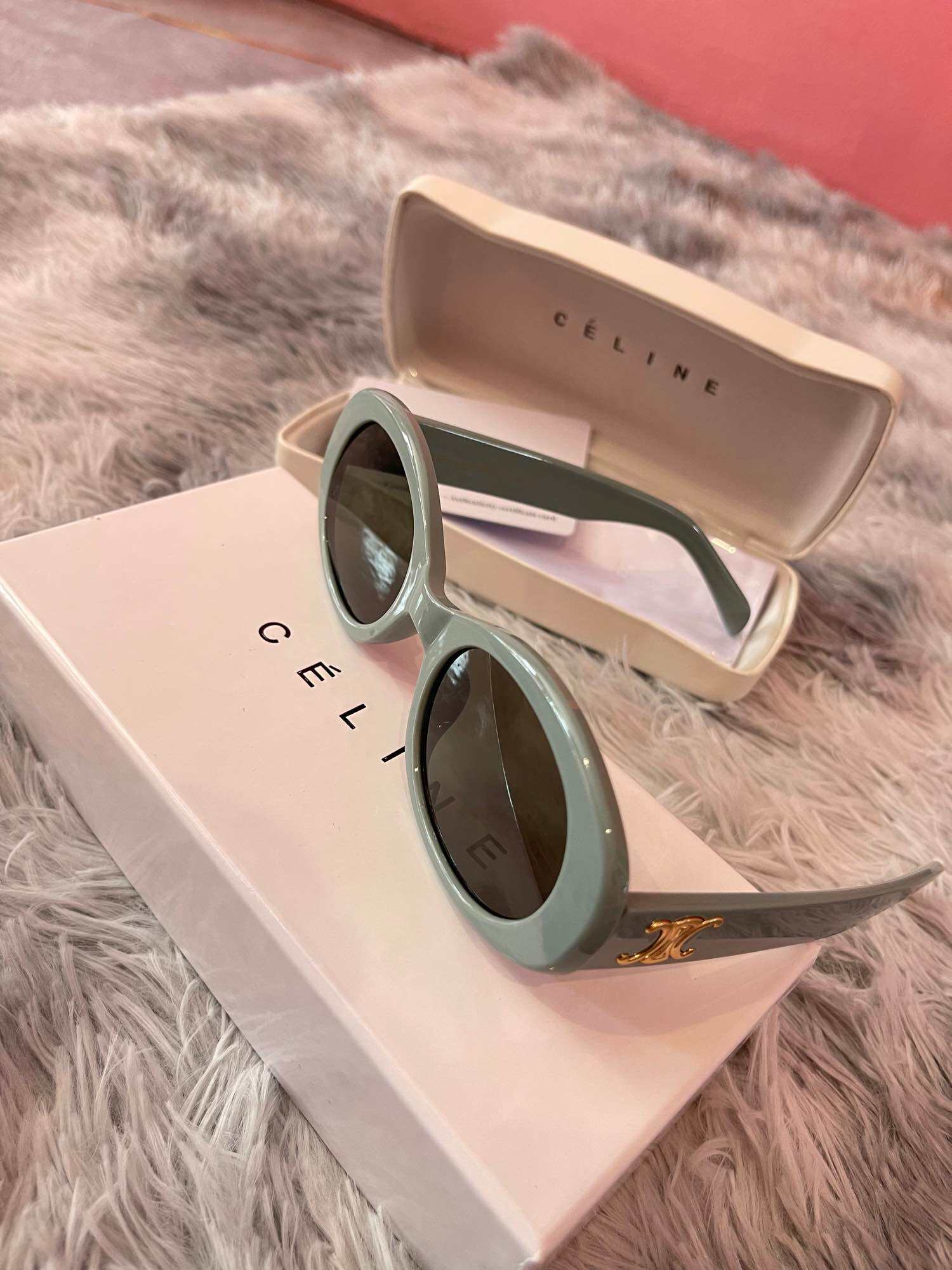 แว่นตา Celine hi item must have - สรรหาใส่ - ThaiPick