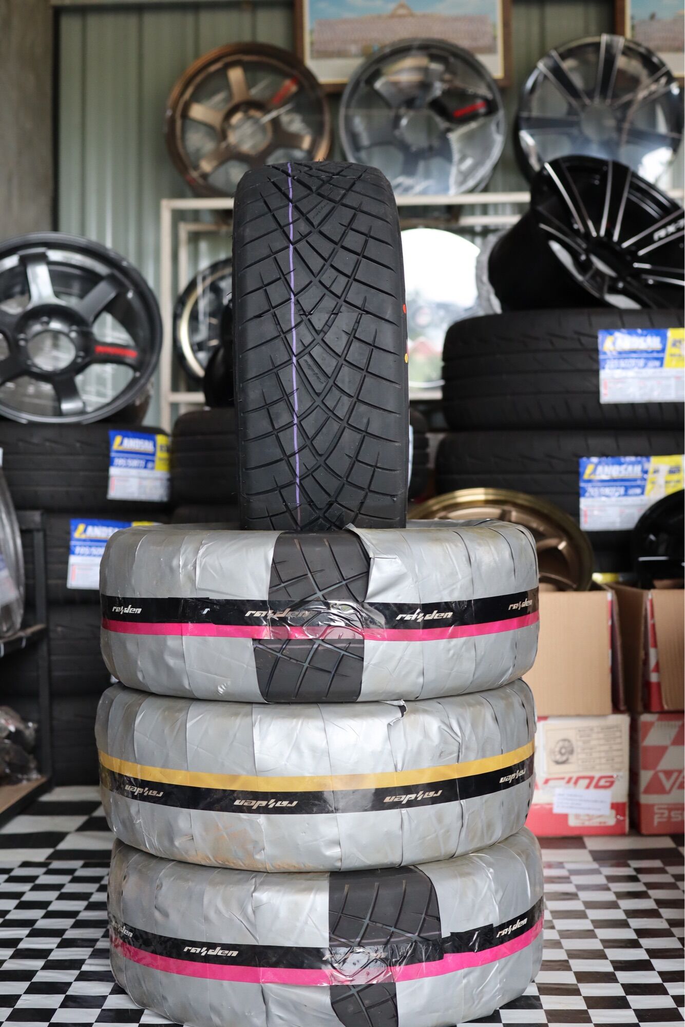 Ban Raiden R111 ล้อแม็กพร้อมยางขอบ15 RS5 + (195/50R15) Raiden Hero R111 (1ชุด 4ล้อ จัด ...
