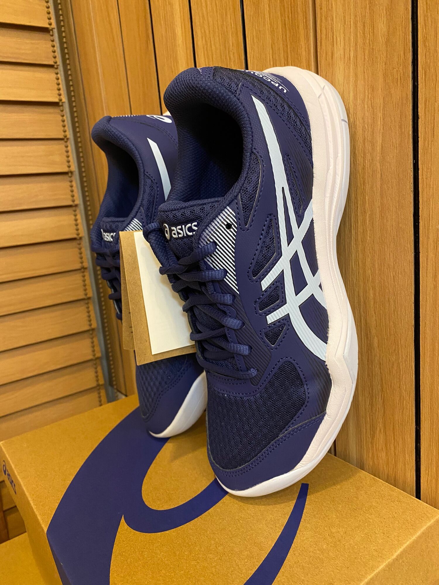 asics upcourt