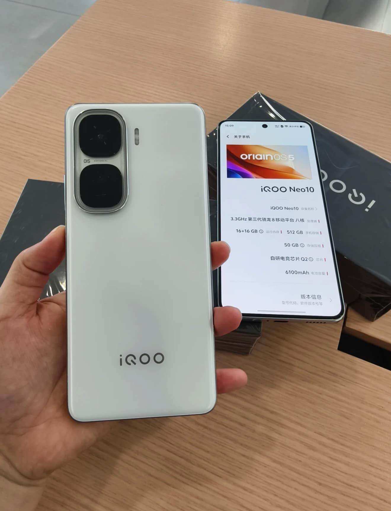 iQOO Neo10 5G 6,78 "AMOLED 256 512 1TB SD8Gen3 6100mAh ราคา 6,000 บาท*ส่งฟรี