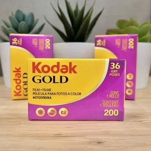 สินค้า Kodak GOLD 200 พร้อมส่ง ฟิล์มสี [35mm - 36 รูป] ฟิล์มใหม่