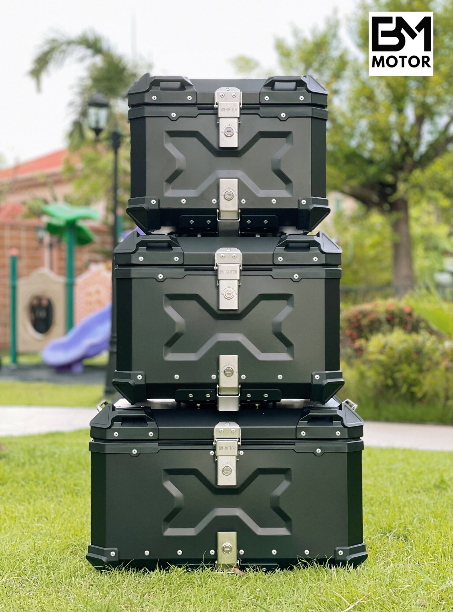 Bm Motor ของแท้ กล่องอลูมีเนียมติดรถมอเตอร์ไซค์แบรนด์ BM MOTOR เจ้าของขายเอง พร้อมของแถมเบาะพิง