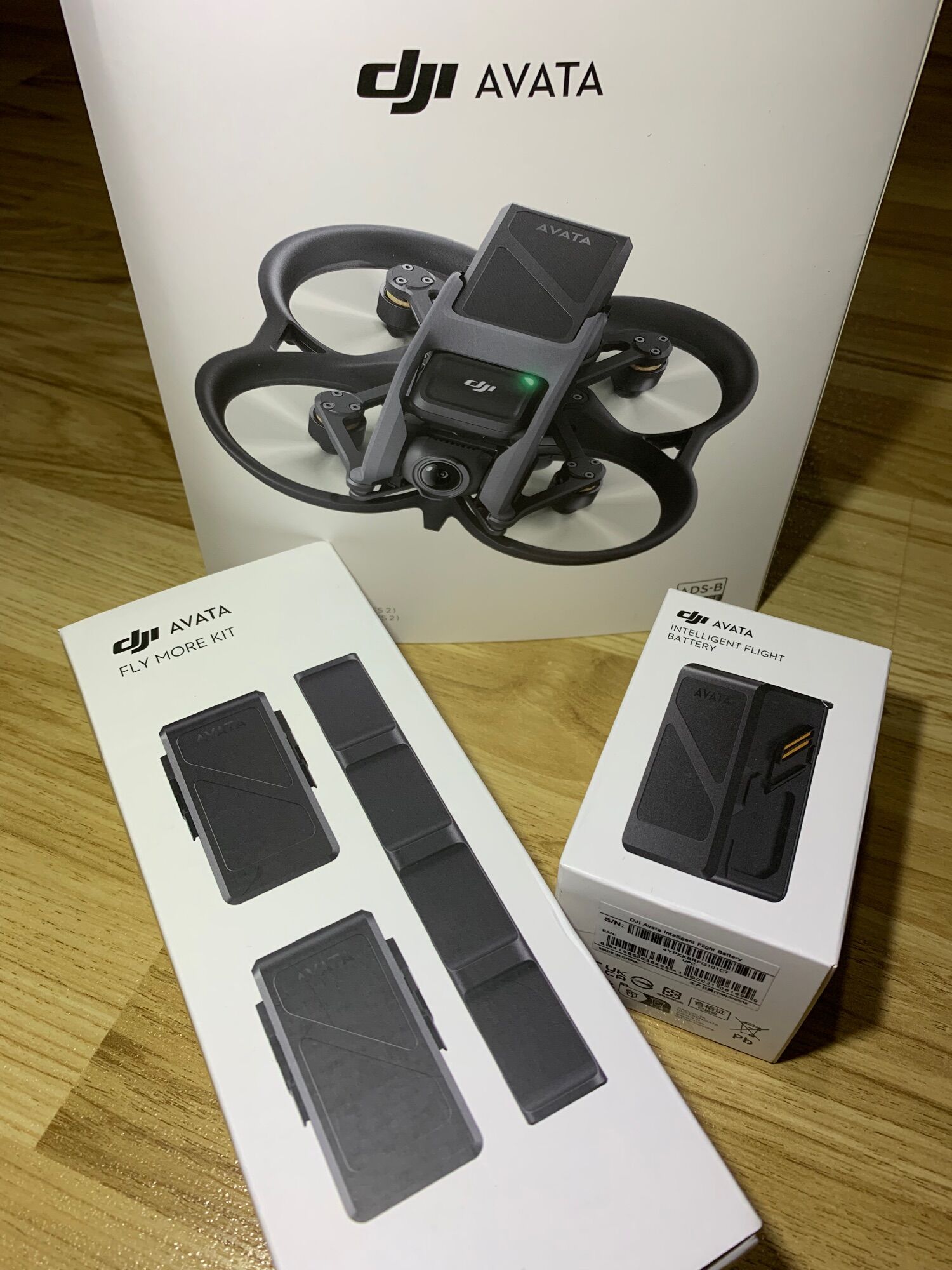 New! Fly more kit แบตเตอรี่ DJI avata battery เลือกชุด New! แบตเตอรี่ 1 ก้อน(1 battery box)/ New! Fly more kit(battery 2, hub 1)/ Fly more kit + 1 battery (battery 3, hub 1) ราคา 5,953 บาท*ส่งฟรี