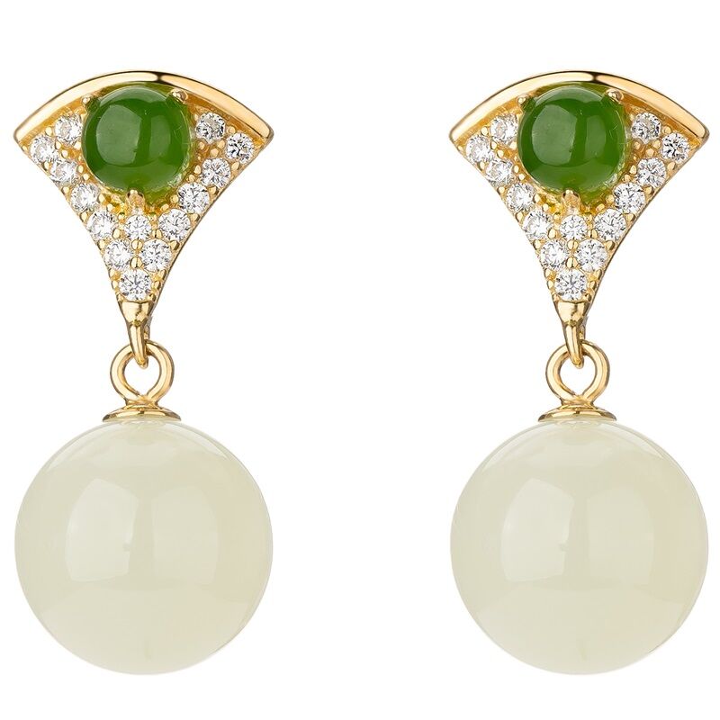 QLADY | White Jade Silver Fan-shaped Earrings ราคา 2,634 บาท*ส่งฟรี