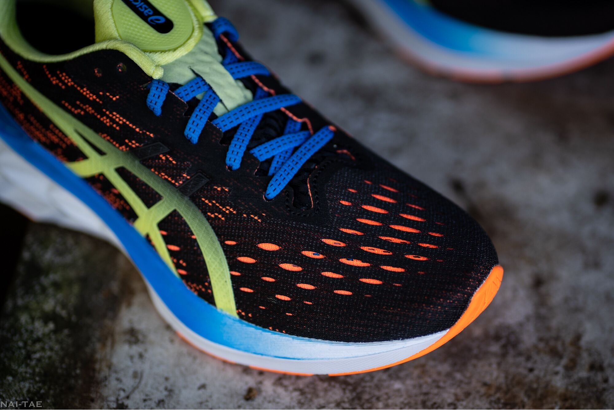 asics novablast orange pop