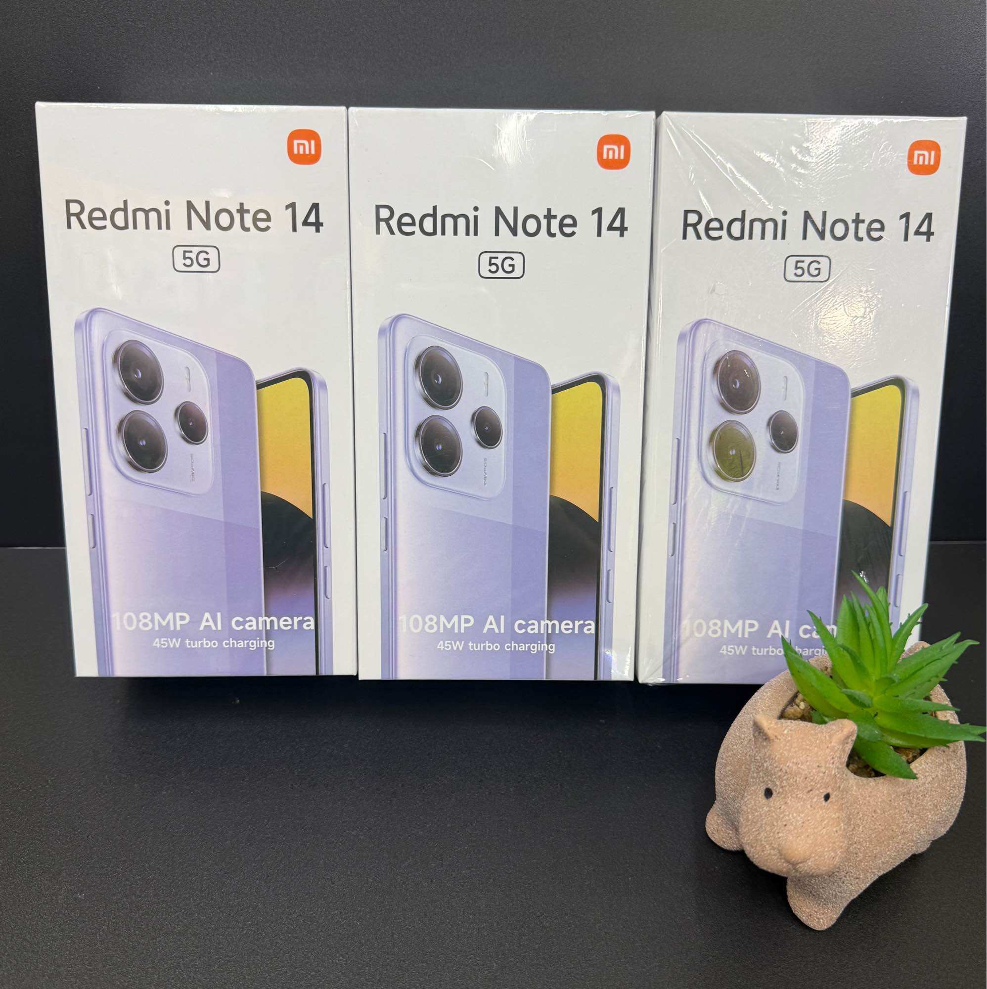Redmi Note 14 5g Ram8+256Gb, Brand New, Thai Center. Warranty from the Center. ราคา 6,250 บาท*ส่งฟรี