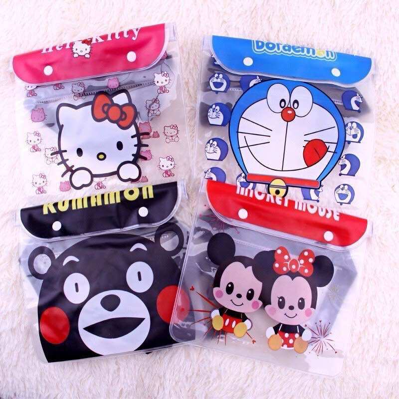 กระเป๋ากันน้ำ ซองกันน้ำเล่นสงกรานต์ ลายการ์ตูน ราคา 35 บาท*ส่งฟรี