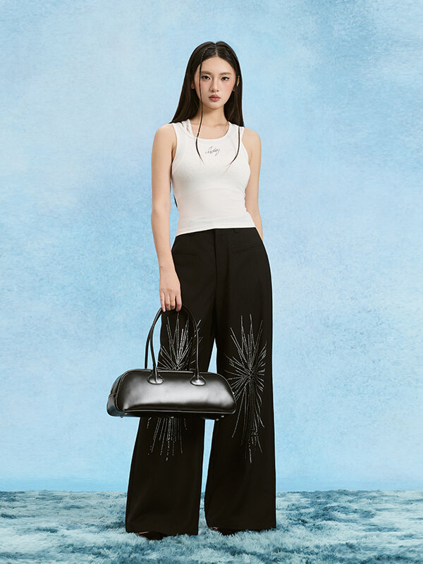 เสื้อผ้าแฟชั่นสตรี Sofitte โซฟิต | แฟชั่นฤดูหนาวเจาะกางเกงผู้หญิง Rhinestone ราคา 5,821 บาท*ส่งฟรี