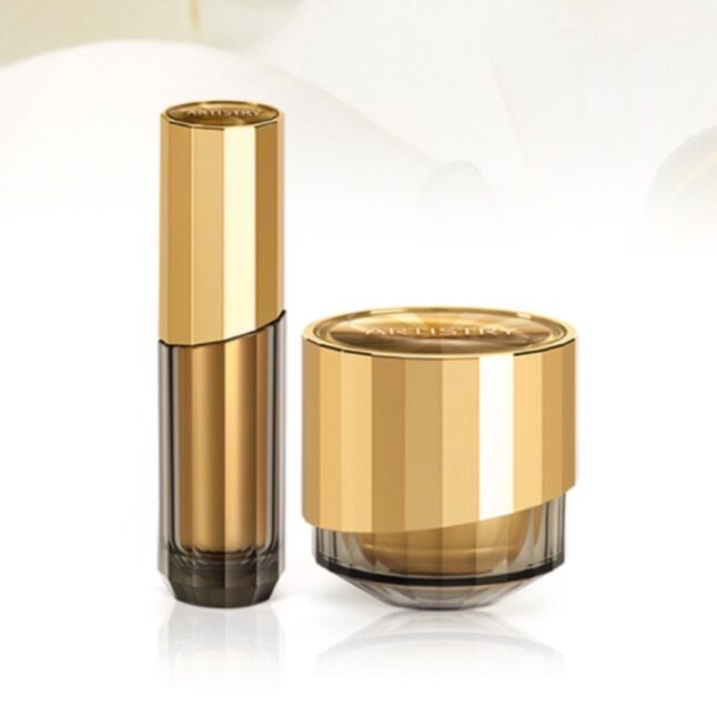 ฉลากไทยอาร์ทิสทรี ซูพรีม แอลเอ็กซ์ รีเจเนอเรทติ้งครีม/อายครีม ขนาด 50 มิลลิลิตร ราคา 4,215 บาท*ส่งฟรี