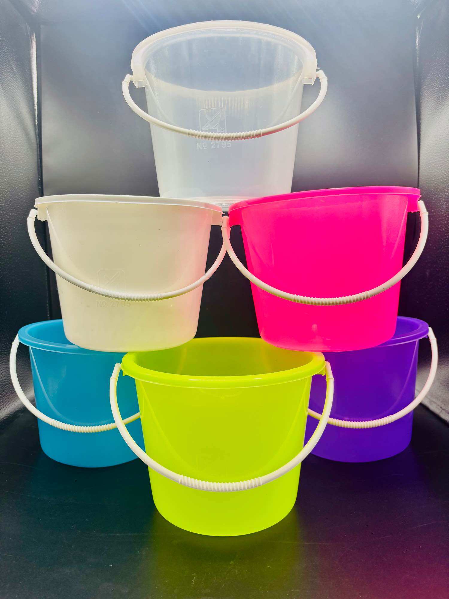 ถังน้ำแข็ง ถังสงกรานต์ ถังโต๊ะจีน bucket ขนาด19cm 1แกลลอน(4.5ลิตร) ราคา 23 บาท*ส่งฟรี