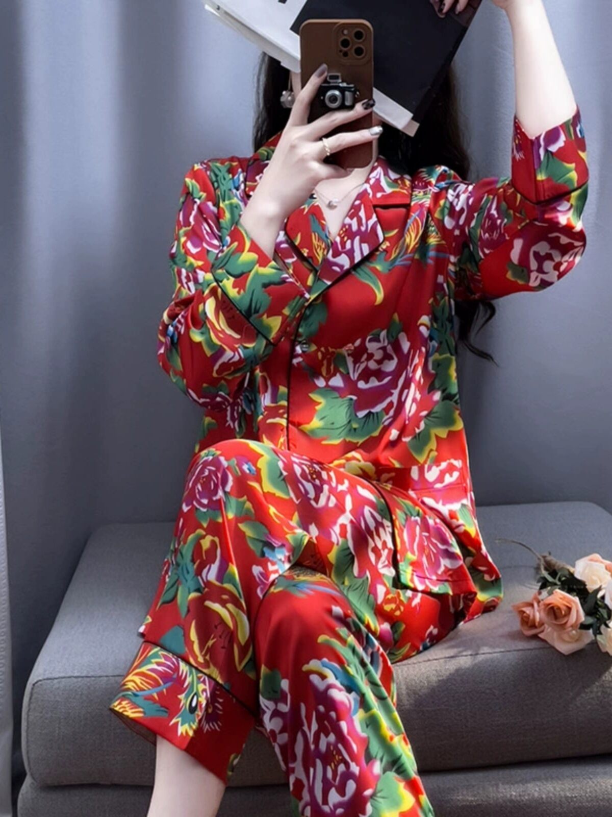ชุดนอนสตรี ชุดอยู่บ้าน QUEZILIAN Retro Fashion ฤดูใบไม้ร่วงและฤดูใบไม้ผลิ สีแดง Benming Year ราคา 1,547 บาท*ส่งฟรี