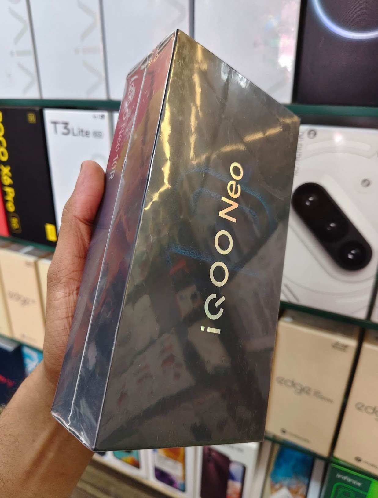 iQOO Neo 10 PRO 5G Factory Unlocked-Dual SIM-12GB RAM 256GB Storage-Funtouch OS ราคา 6,500 บาท*ส่งฟรี