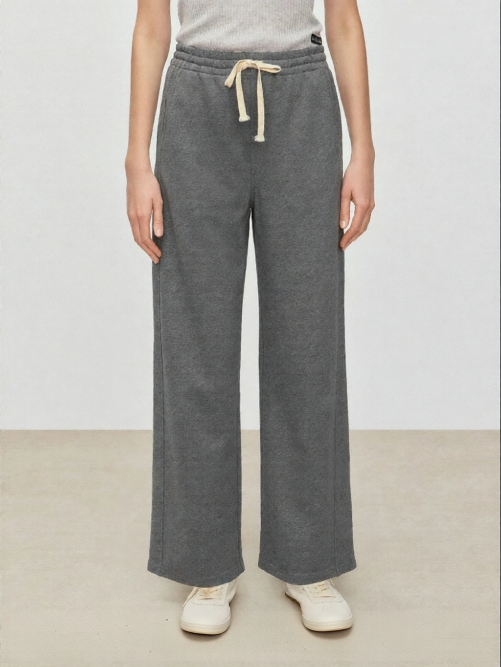 URLAZH | Casual Pants Spring 2026 Relaxed Fit Light Smoke Loose and Straight-cut ราคา 6,742 บาท*ส่งฟรี