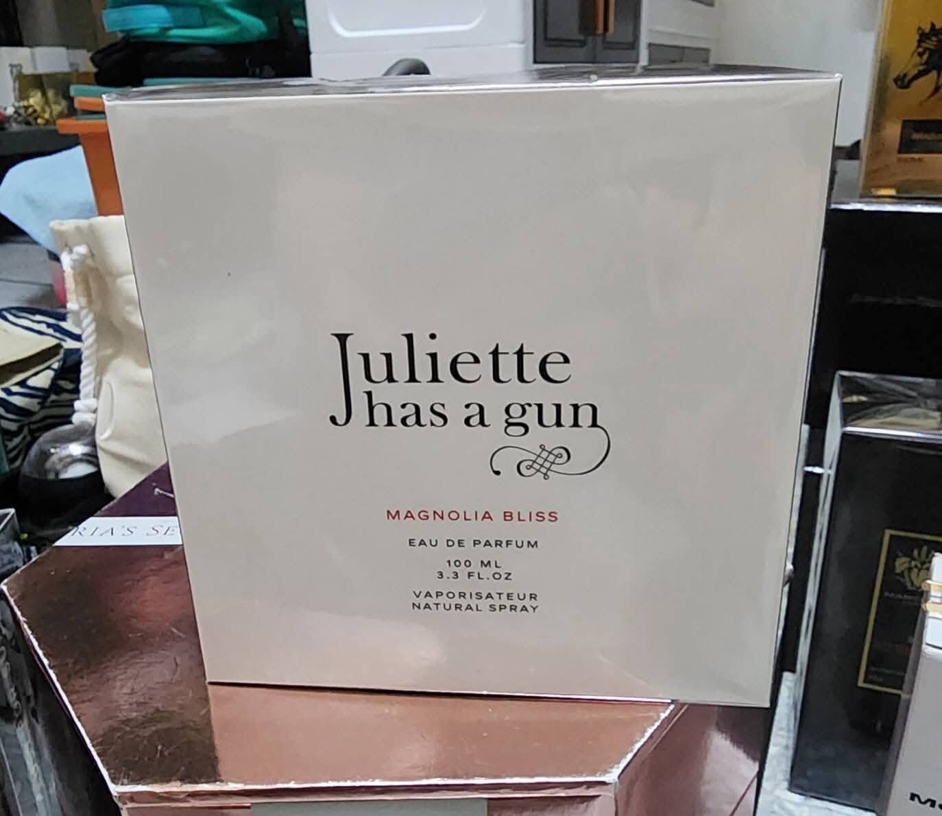 กล่องซีล Juliette has a gun Magnolia Bliss eau de parfum 100ml Batch 130B22052 MFG 05/2022 ราคา 2,890 บาท*ส่งฟรี