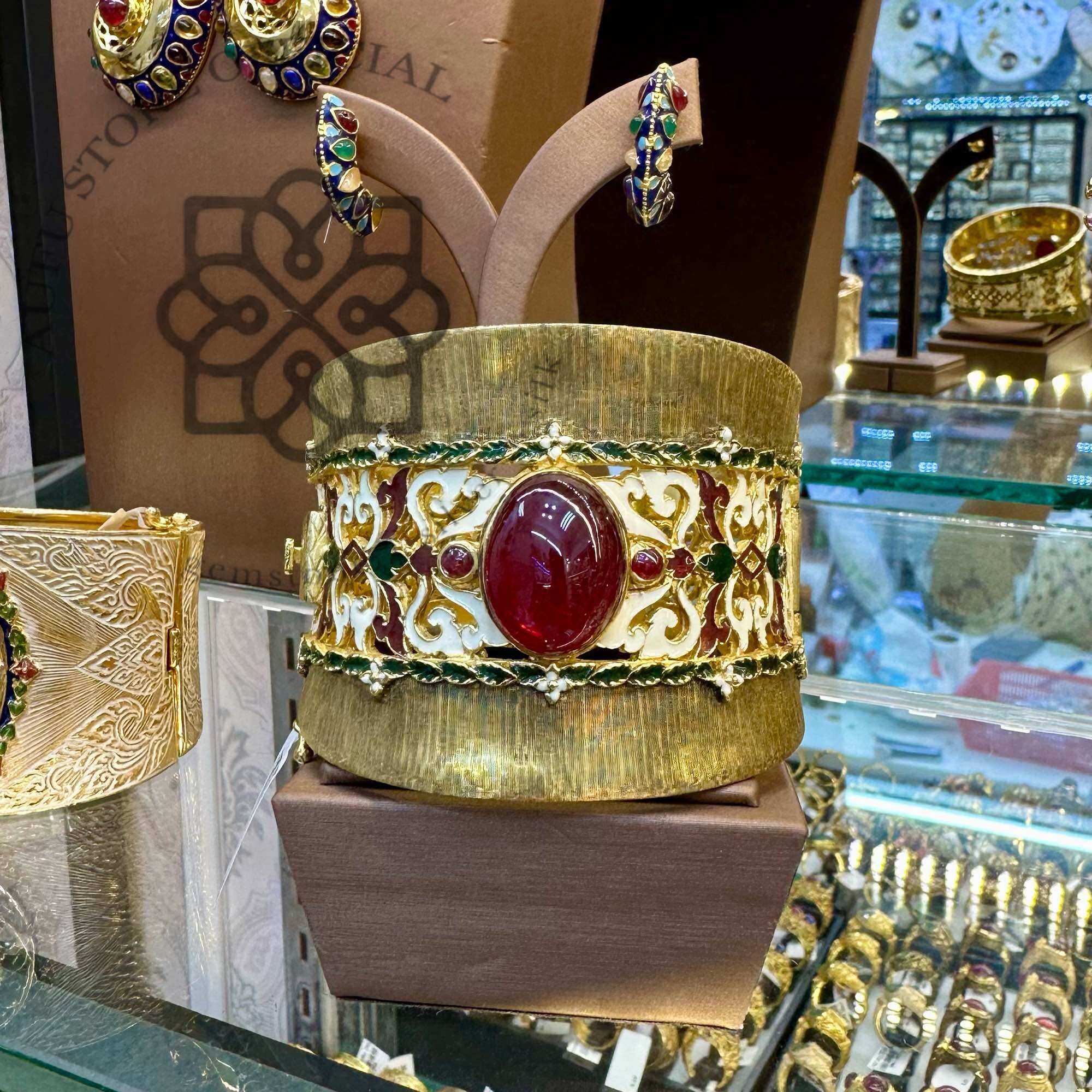 🔥กำไลทับทิมแท้ กำไลพลอย อัญมณีเครื่องประดับของแท้มีใบรับประกัน AUFU STORE ราคา 25,000 บาท*ส่งฟรี