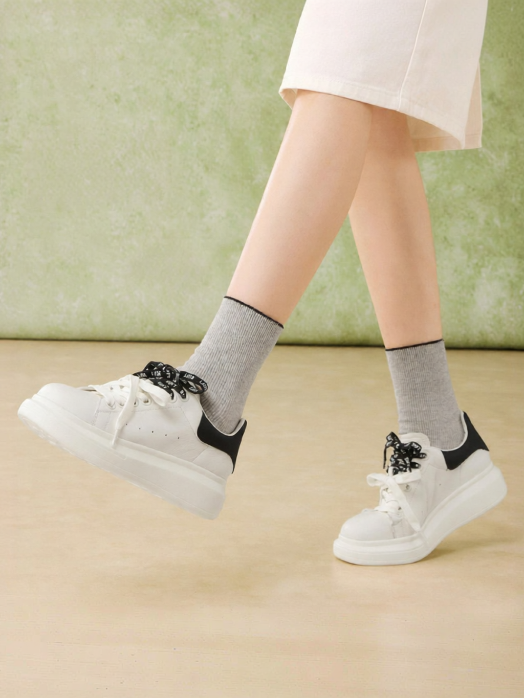 BASTO | Spring White Fashionable Casual Sports Shoes - ยี่ห้อ BASTO ราคา 3,638 บาท*ส่งฟรี