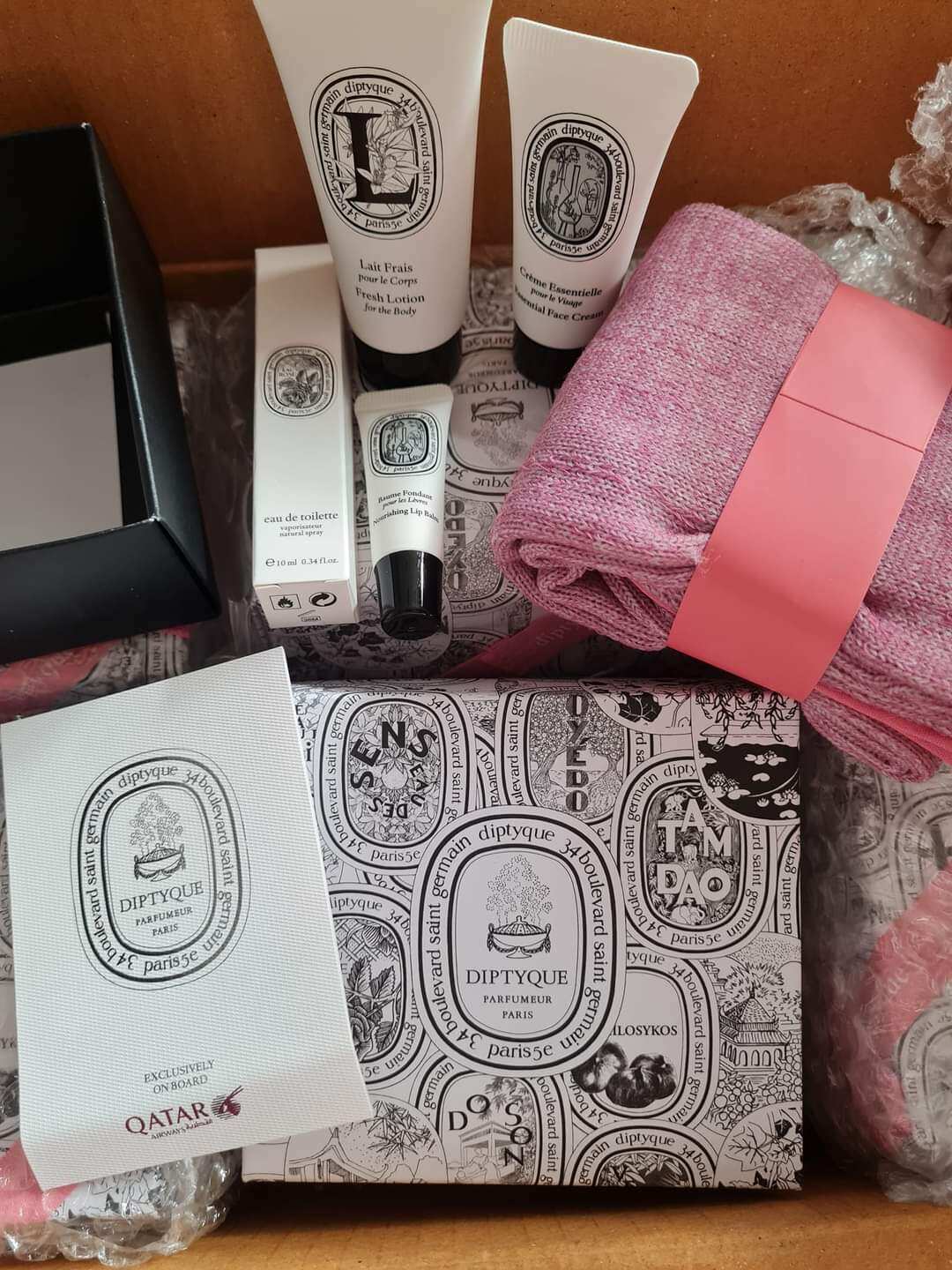 Diptyque amenities set Lazada.co.th