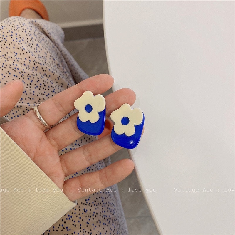 Handmade blue earrings