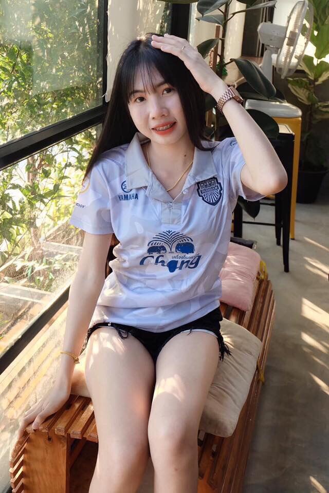 เสื้อบอลบุรีรัมย์ คอปก ลายพราง ขนาดฟรีไซด์ อก32-36 นิ้ว (ป้ายห้อยxl ) ตัวไม่ใหญ่จ้า