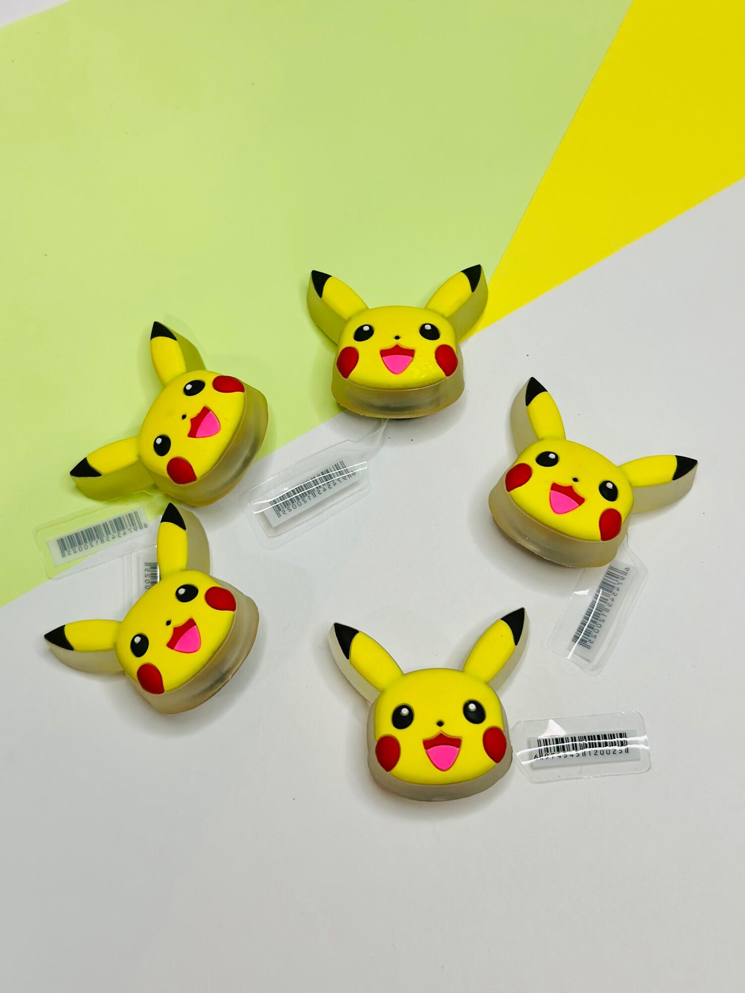 Jibbitz Led & Glow in the dark.มีไฟและเรืองแสง Lazada.co.th