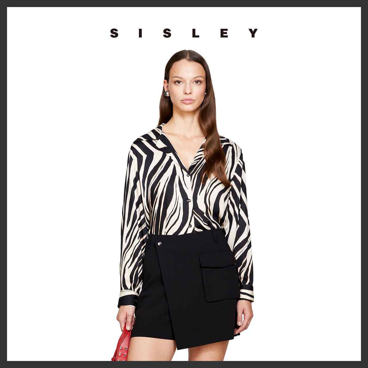 Sisley SHORTS for Woman NERO 47N8L900Y ราคา 1,915 บาท*ส่งฟรี